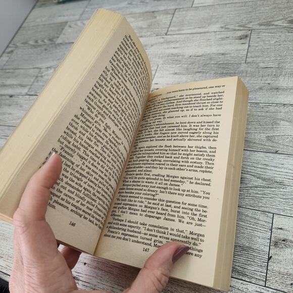 Destinys Pawn‎ by Mary Daheim 1984 Avon 1st Printing Edition Regency Romance - Picture 4 of 10